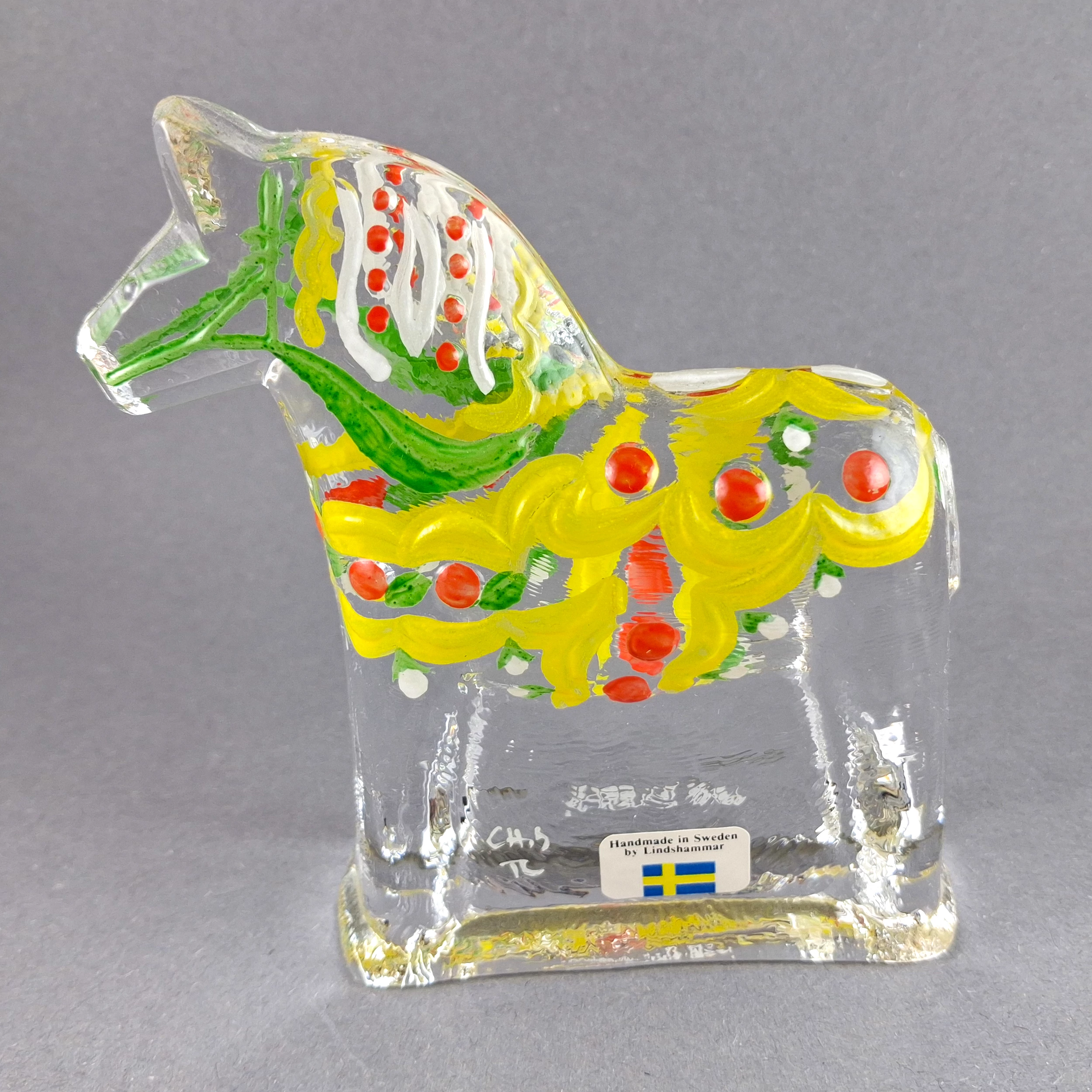 swedish-glass-horse-design-from-lindshammer-designed-by-christian-sjogren-6a0709060513d.webp