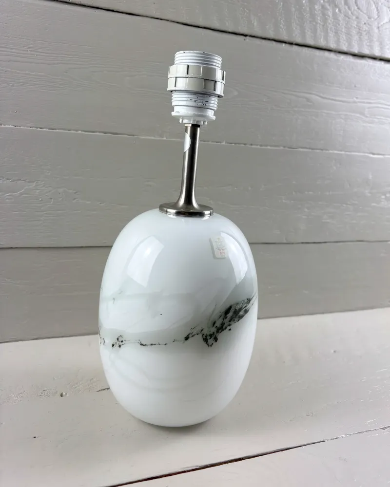 Holmegaard Sakura lamp by Michael Bang, three-quarter view of black and grey swirl and satin metal neck